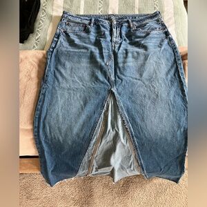 American Eagle Outfitters Jean Skirt with Slit